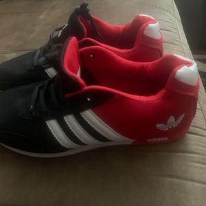 Adidas red black & white tennis shoes